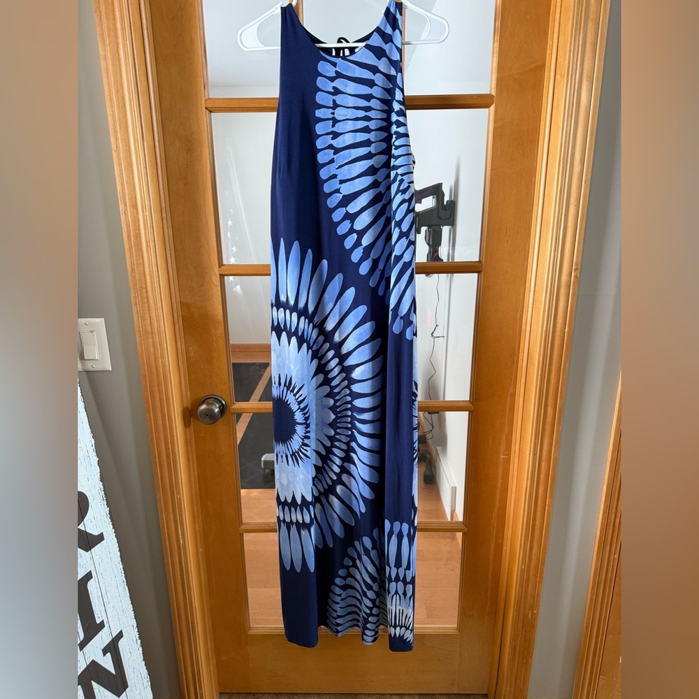Tommy Bahama Navy and Light Blue Spiral Floral Maxi Skirt